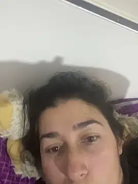 Snapshot of andreaisis2 chatting on March 3, 10:42 pm andreaisis2 online show from March 3, 10:42 pm