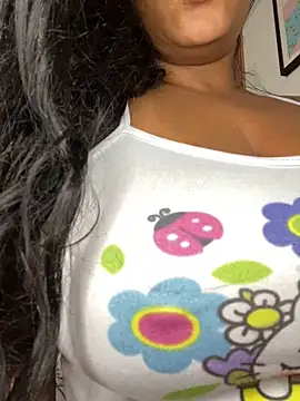 Snapshot of bea3liz chatting on June 15, 5:48 pm bea3liz online show from June 15, 5:48 pm