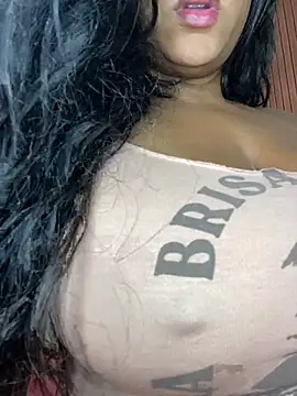 Snapshot of bea3liz chatting on July 2, 1:16 am bea3liz online show from July 2, 1:16 am