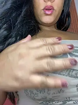 Snapshot of bea3liz chatting on July 21, 1:41 am bea3liz online show from July 21, 1:41 am