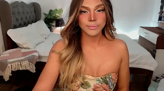 Snapshot of liaa_lurrecams chatting on January 9, 9:59 am liaa lurrecams online show from January 9, 9:59 am