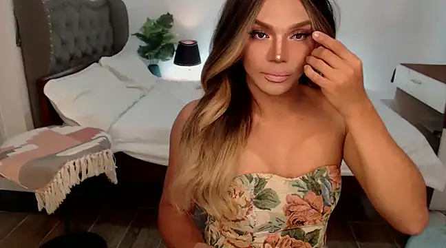 Snapshot of liaa_lurrecams chatting on January 10, 4:01 am liaa lurrecams online show from January 10, 4:01 am