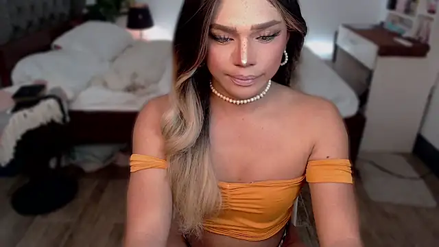 Snapshot of liaa_lurrecams chatting on October 21, 11:11 am liaa lurrecams online show from October 21, 11:11 am