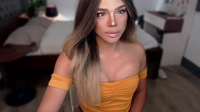 liaa lurrecams online show from April 24, 4:15 am