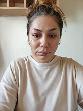 Ella sweety online show from November 3, 7:31 am