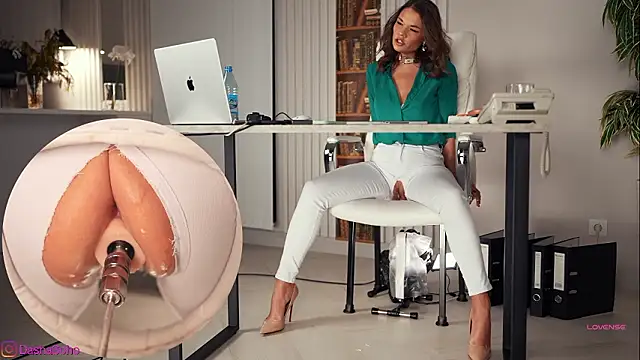 art porno online show from March 13, 1:12 am