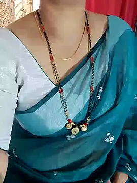 Snapshot of Indian_desi_wife chatting on December 8, 3:32 am Indian desi wife online show from December 8, 3:32 am