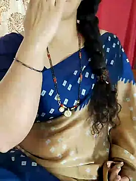 Snapshot of Indian_desi_wife chatting on December 11, 2:41 am Indian desi wife online show from December 11, 2:41 am