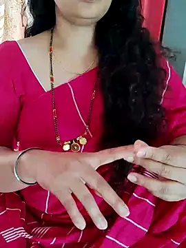 Snapshot of Indian_desi_wife chatting on December 30, 5:26 am Indian desi wife online show from December 30, 5:26 am