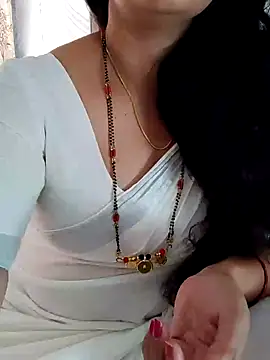 Snapshot of Indian_desi_wife chatting on January 21, 6:33 am Indian desi wife online show from January 21, 6:33 am