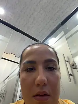 Alexxandra 12 online show from May 14, 5:09 pm