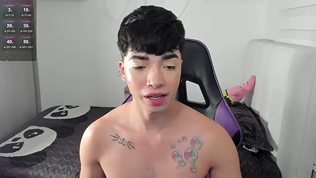 Snapshot of santy7v7 chatting on December 3, 1:43 pm santy7v7 online show from December 3, 1:43 pm