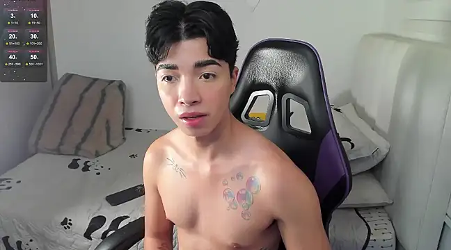 Snapshot of santy7v7 chatting on February 5, 1:22 pm santy7v7 online show from February 5, 1:22 pm