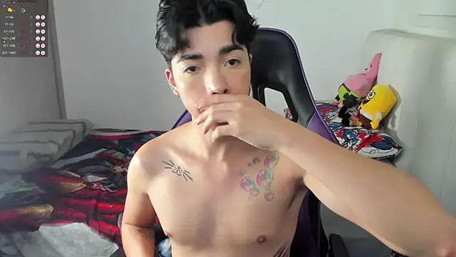 Snapshot of santy7v7 chatting on February 11, 1:30 pm santy7v7 online show from February 11, 1:30 pm