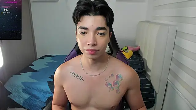 Snapshot of santy7v7 chatting on September 17, 1:24 pm santy7v7 online show from September 17, 1:24 pm