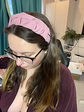 DienkaGreen online show from January 9, 11:24 am