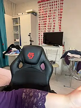 DienkaGreen online show from March 18, 4:54 pm