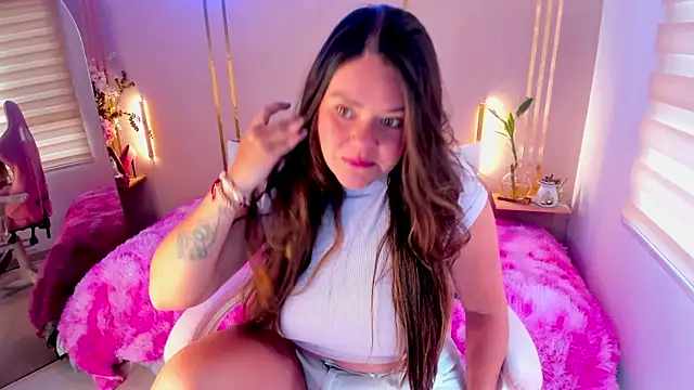 Snapshot of lena_paulxo chatting on May 16, 4:17 pm lena paulxo online show from May 16, 4:17 pm