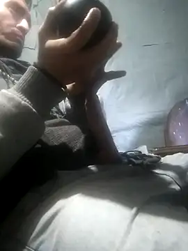 Snapshot of Wero4200 chatting on November 28, 2:31 pm Wero4200 online show from November 28, 2:31 pm