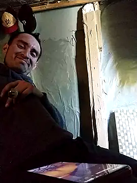 Snapshot of Wero4200 chatting on December 1, 7:19 pm Wero4200 online show from December 1, 7:19 pm