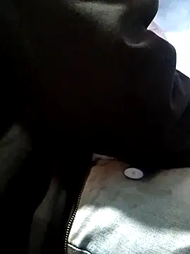 Snapshot of Wero4200 chatting on December 15, 9:41 pm Wero4200 online show from December 15, 9:41 pm