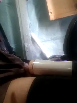 Snapshot of Wero4200 chatting on December 20, 8:27 pm Wero4200 online show from December 20, 8:27 pm