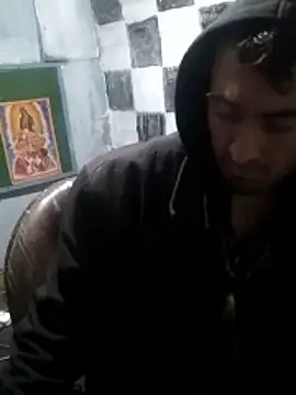 Snapshot of Wero4200 chatting on January 12, 7:35 am Wero4200 online show from January 12, 7:35 am