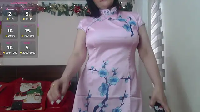 Snapshot of ISABEEL_SOFIA01 chatting on October 22, 12:38 pm ISABEEL SOFIA01 online show from October 22, 12:38 pm