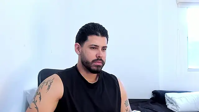 Justyn Torres online show from November 25, 11:54 am