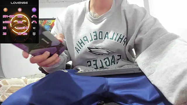 Snapshot of freestyle_blake1 chatting on February 19, 5:38 pm freestyle blake1 online show from February 19, 5:38 pm