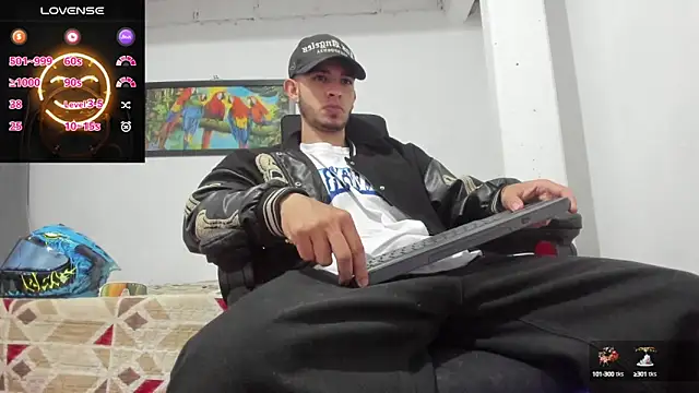 Snapshot of freestyle_blake1 chatting on March 2, 4:07 am freestyle blake1 online show from March 2, 4:07 am