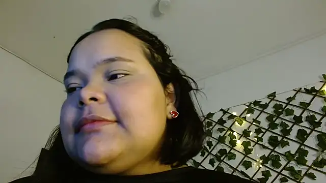 Snapshot of sexychubby___ chatting on March 20, 6:19 am sexychubby online show from March 20, 6:19 am
