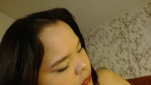 Snapshot of sexychubby___ chatting on September 28, 3:28 pm sexychubby online show from September 28, 3:28 pm