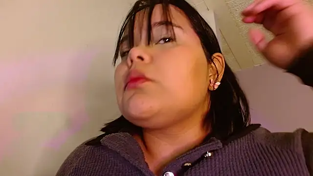 sexychubby    online show from June 8, 2:01 am