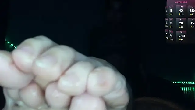 Snapshot of cruellagoth666 chatting on September 30, 11:43 pm cruellagoth666 online show from September 30, 11:43 pm