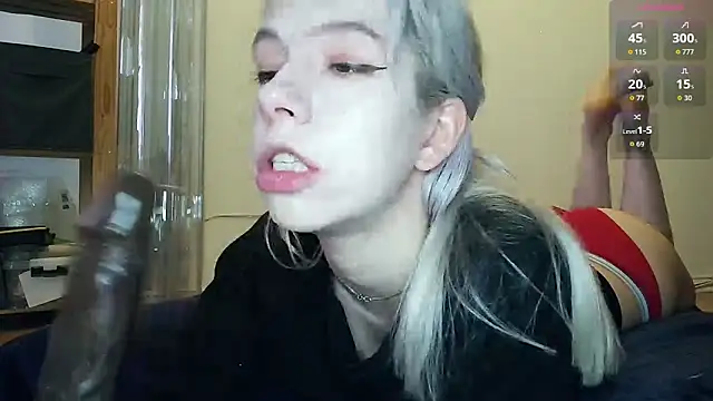 cruellagoth666 online show from May 14, 2:02 pm