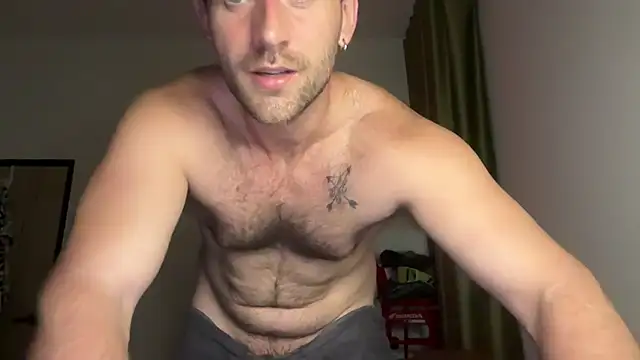 lukegunn online show from April 26, 11:02 pm
