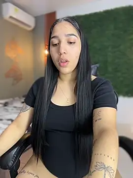 Snapshot of Amandanauty chatting on April 4, 5:16 am Amandanauty online show from April 4, 5:16 am