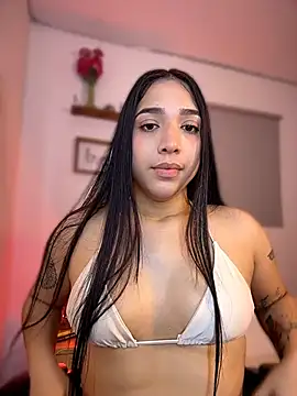 Amandanauty online show from May 16, 10:36 am