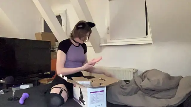 Snapshot of Femboykitten01 chatting on March 5, 7:17 pm Femboykitten01 online show from March 5, 7:17 pm