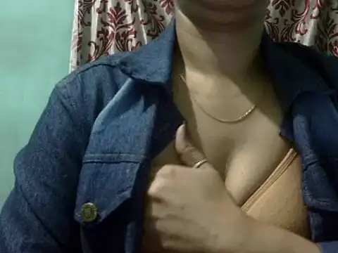 Snapshot of AVNI09- chatting on January 22, 7:34 pm AVNI09- online show from January 22, 7:34 pm