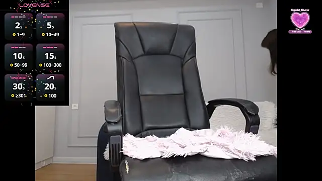 LillieSoonKim online show from December 23, 6:44 am