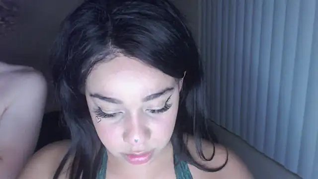 alexiajames99 online show from February 27, 6:50 am