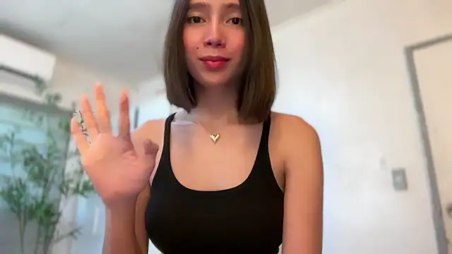 Snapshot of GenesisCastillano chatting on April 26, 6:22 am GenesisCastillano online show from April 26, 6:22 am