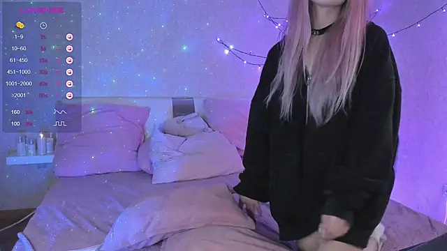 Misty Shadow online show from December 7, 12:41 am