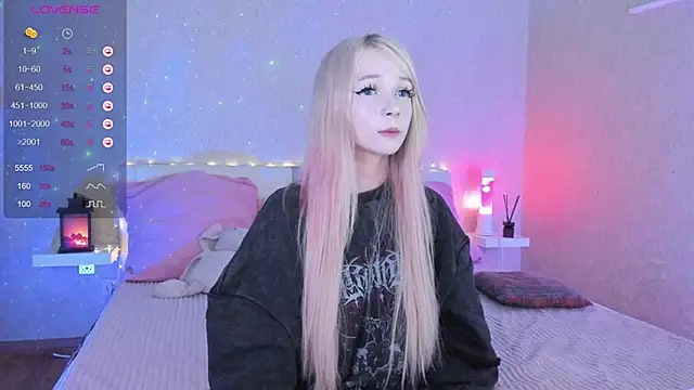 Misty Shadow online show from February 28, 7:03 pm