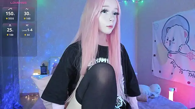 Misty Shadow online show from October 4, 9:46 pm