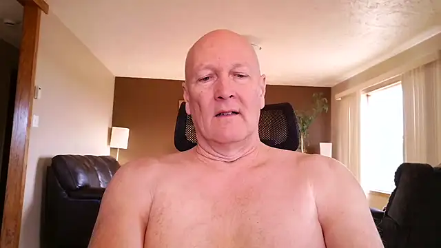 Snapshot of BasicAnt chatting on March 18, 2:53 pm BasicAnt online show from March 18, 2:53 pm