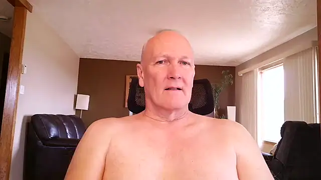 Snapshot of BasicAnt chatting on March 22, 4:54 pm BasicAnt online show from March 22, 4:54 pm