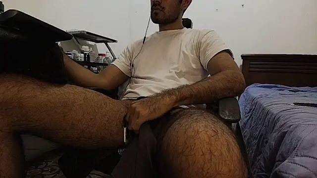 Snapshot of x-sebastian chatting on June 26, 1:10 am x-sebastian online show from June 26, 1:10 am